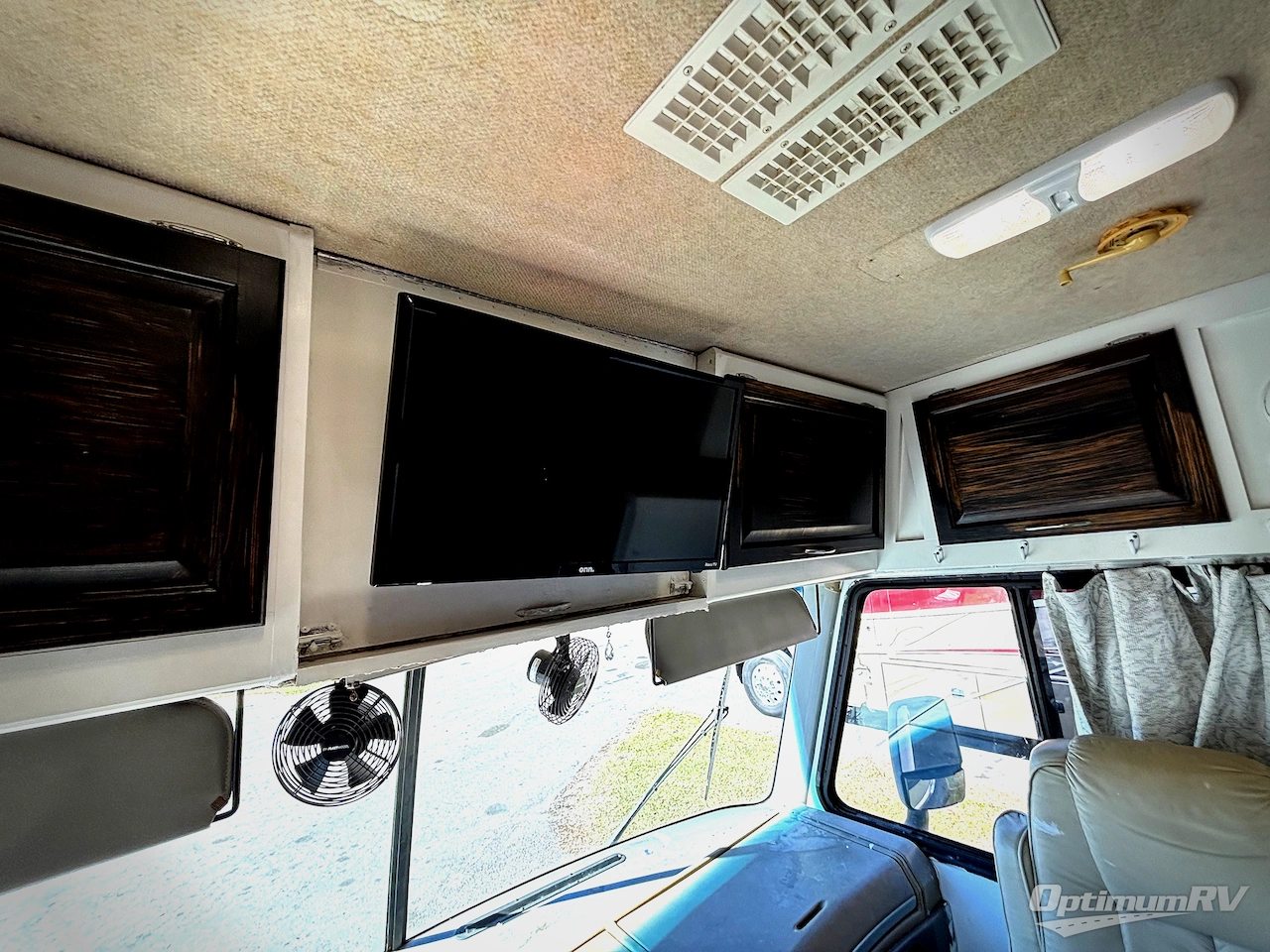 2002 Fleetwood Southwind 32v Photo 10