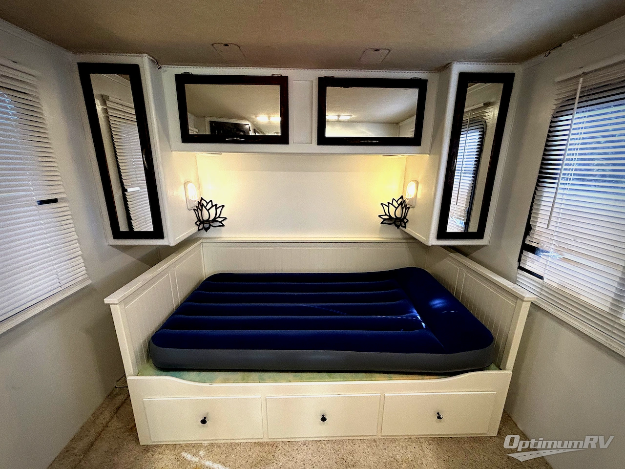 2002 Fleetwood Southwind 32v Photo 17