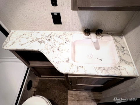 2022 Dutchmen Coleman Lantern Series 242BH RV Photo 2