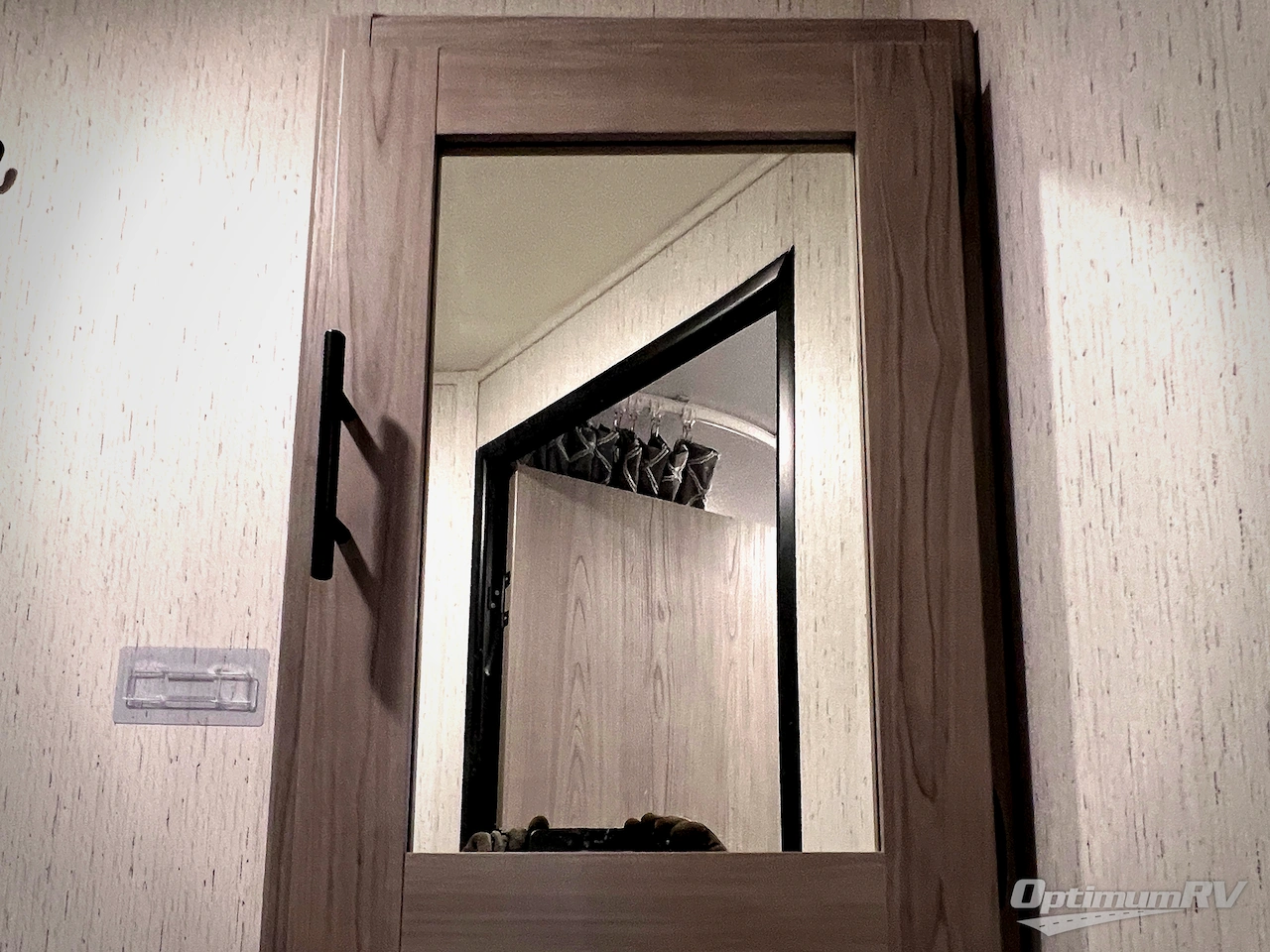 2022 Dutchmen Coleman Lantern Series 242BH Photo 36