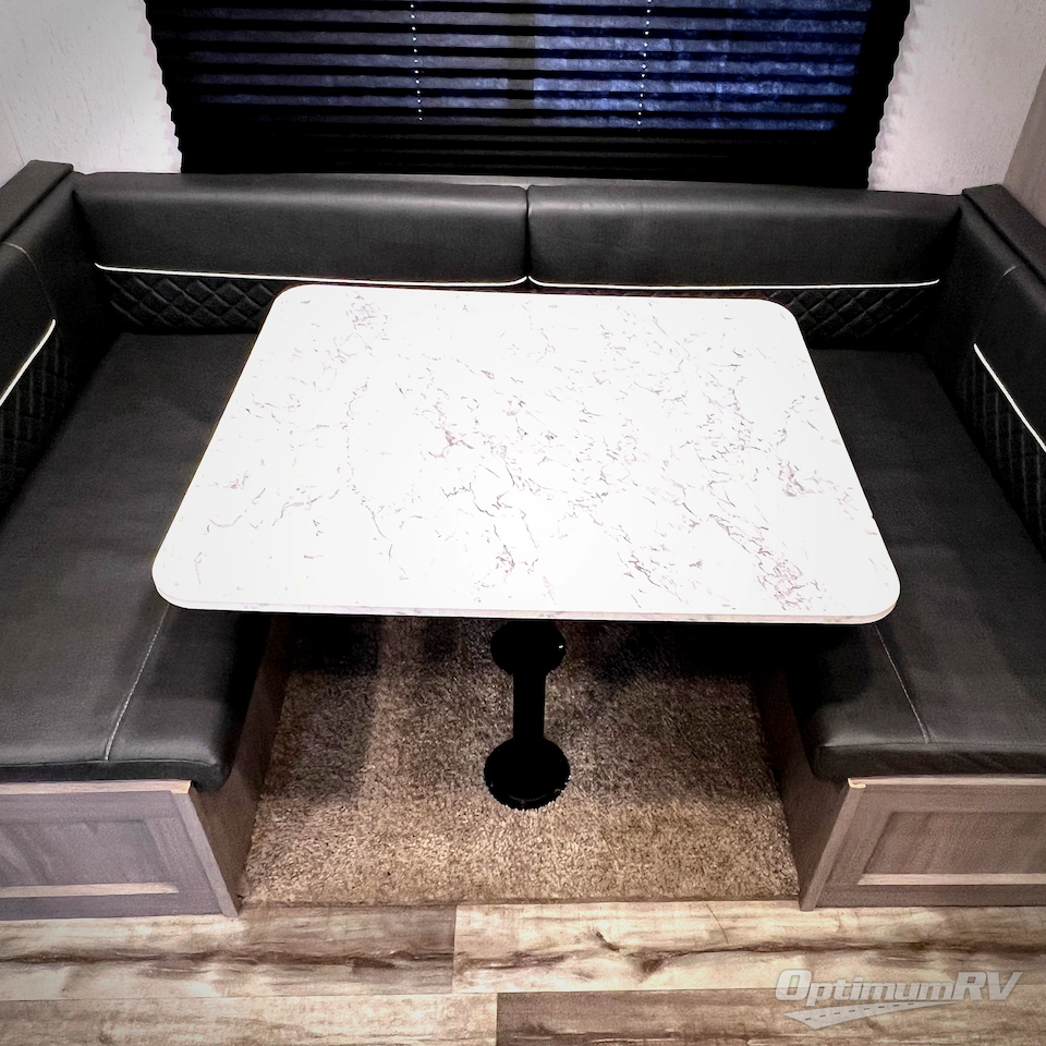 2022 Dutchmen Coleman Lantern Series 242BH Photo 38