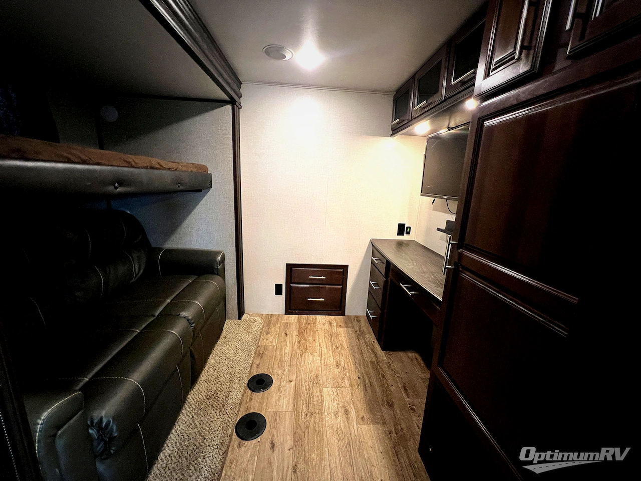 2019 Jayco North Point 377RLBH Photo 15