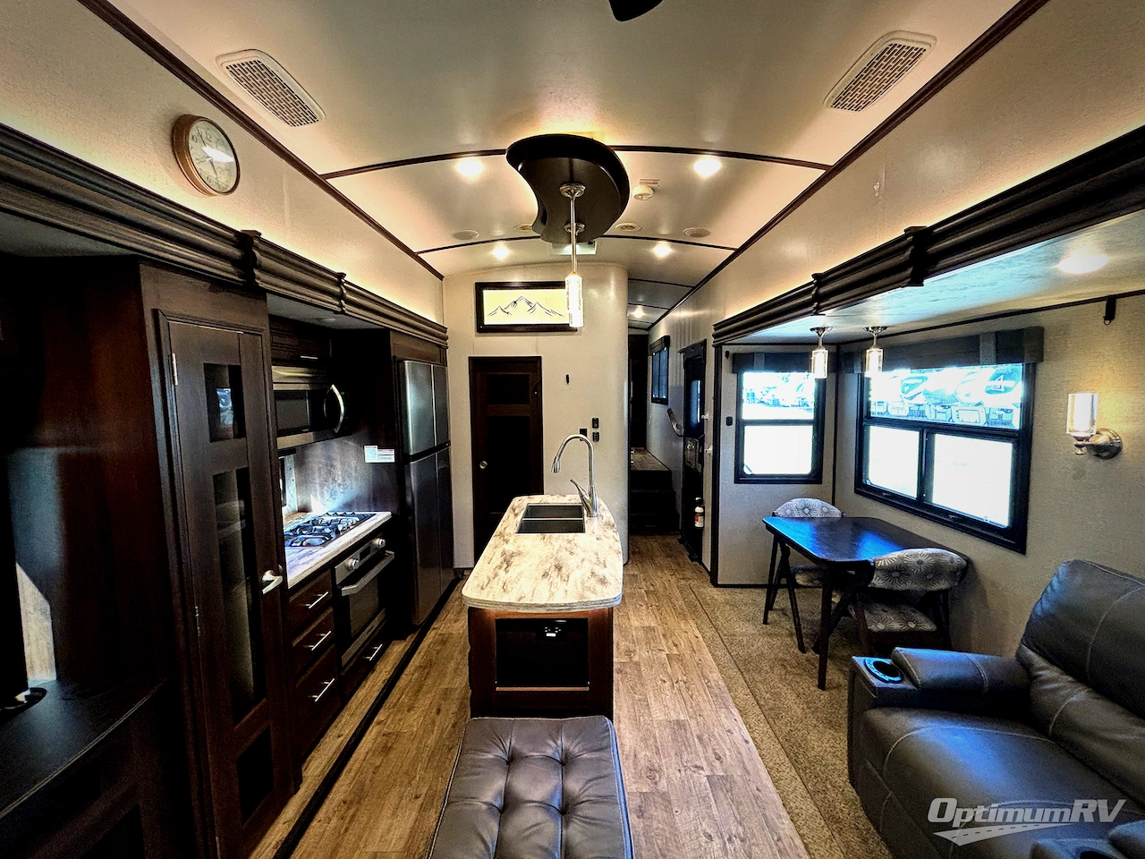 2019 Jayco North Point 377RLBH Photo 32