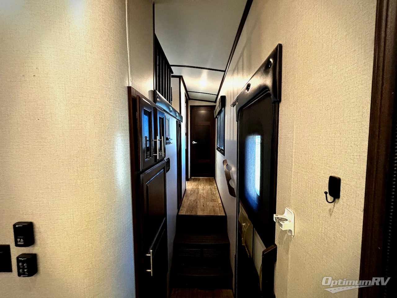2019 Jayco North Point 377RLBH Photo 33