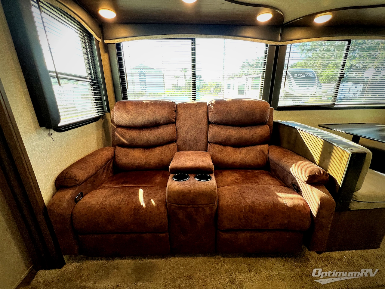 2020 Keystone Cougar Half-Ton 26RKS Photo 8