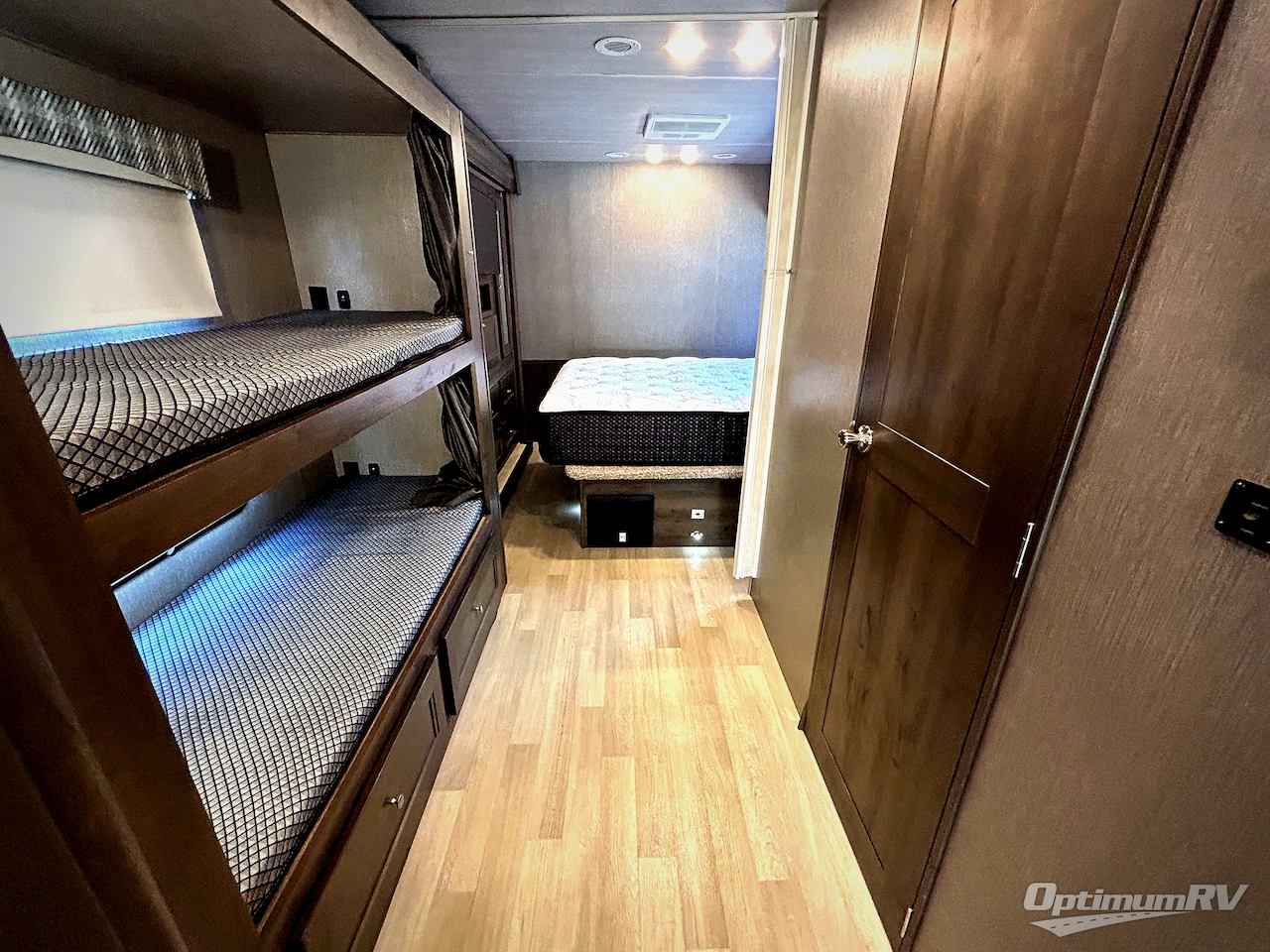 2022 NeXus Wraith 35W Photo 17