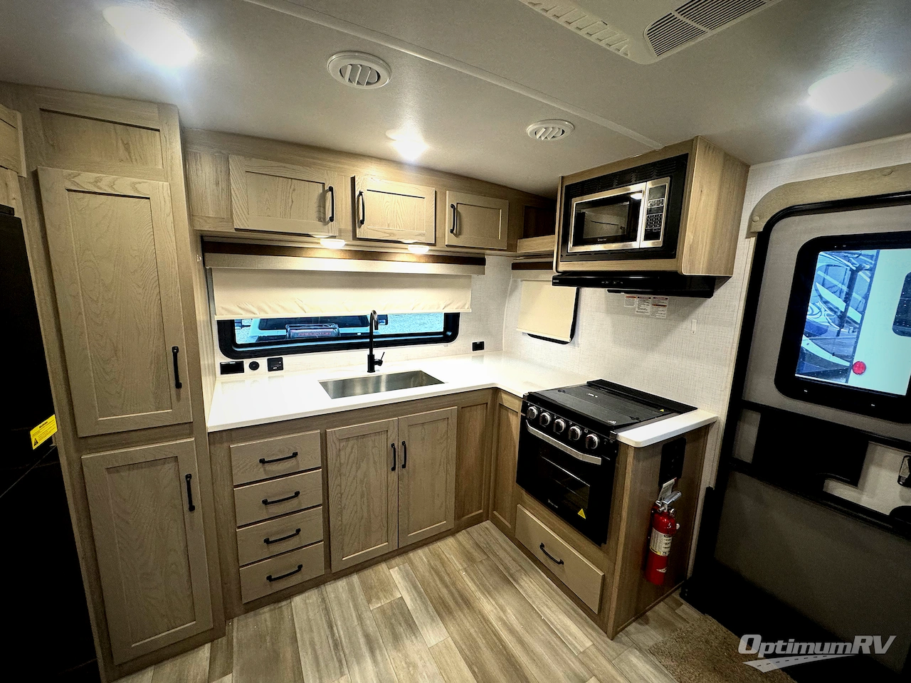 2024 Forest River Rockwood Mini Lite 2516S Photo 9