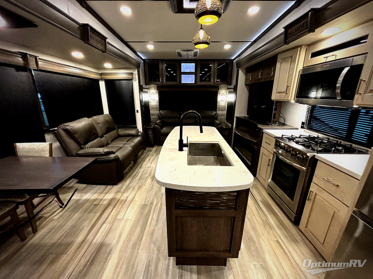 2022 Alliance Paradigm 340RL Photo 4