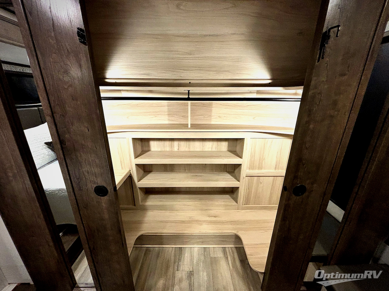 2022 Alliance Paradigm 340RL Photo 12