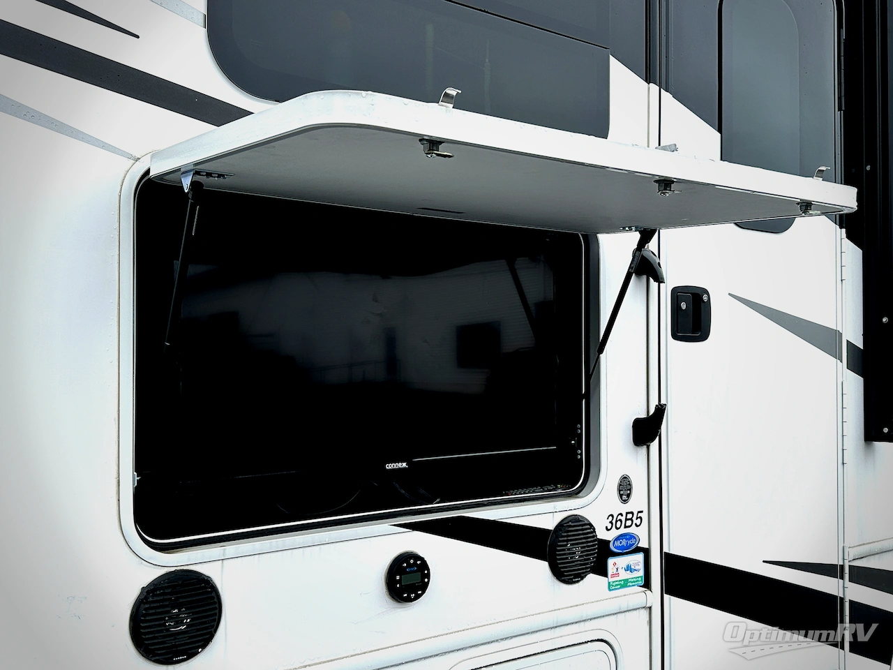 2023 Forest River Georgetown 5 Series 36B5 Photo 4