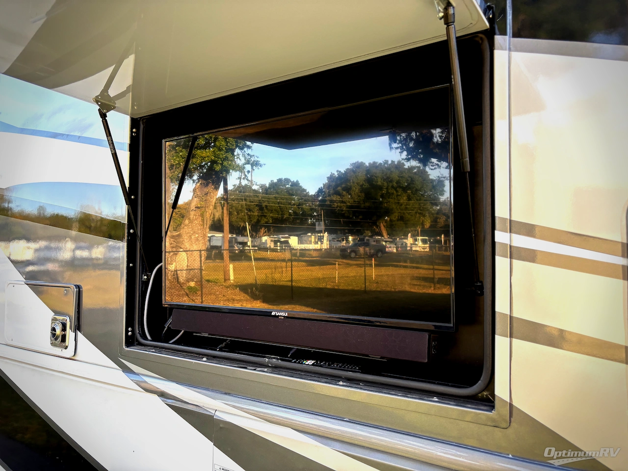 2021 Fleetwood Southwind 37F Photo 28