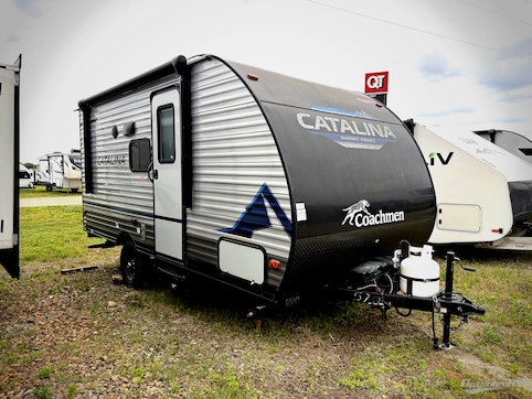 Used 2023 Coachmen Catalina Summit Series 7 164BH Featured Photo