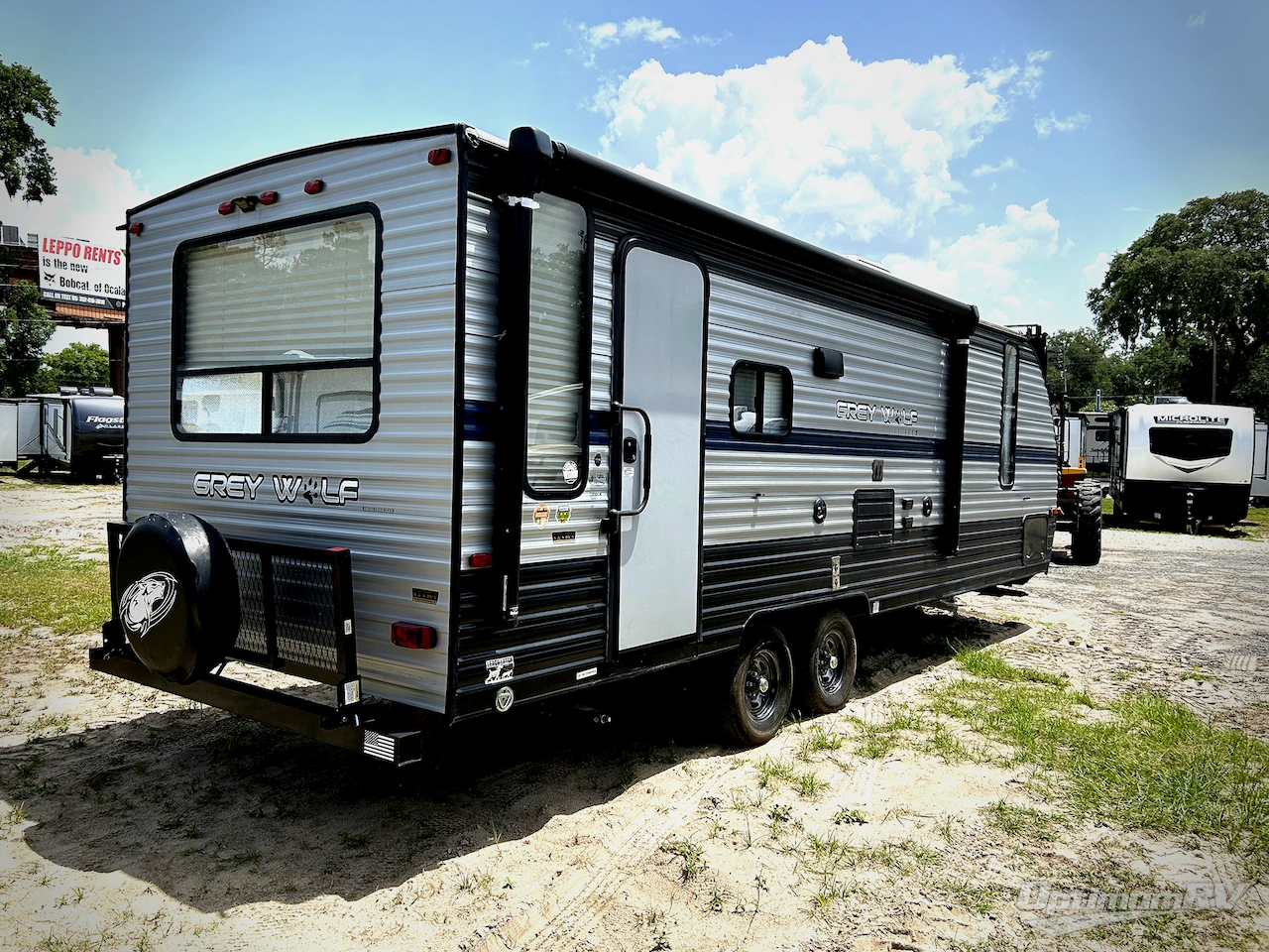 2020 Forest River Cherokee Grey Wolf 23MK Photo 2