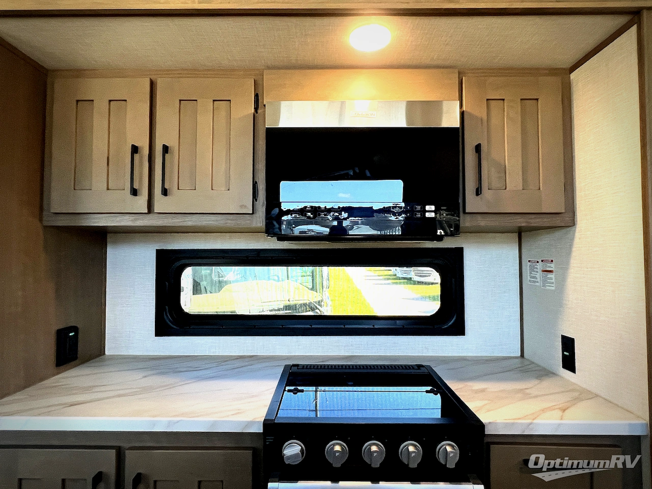 2024 KZ Durango Half-Ton D290RLT Photo 13