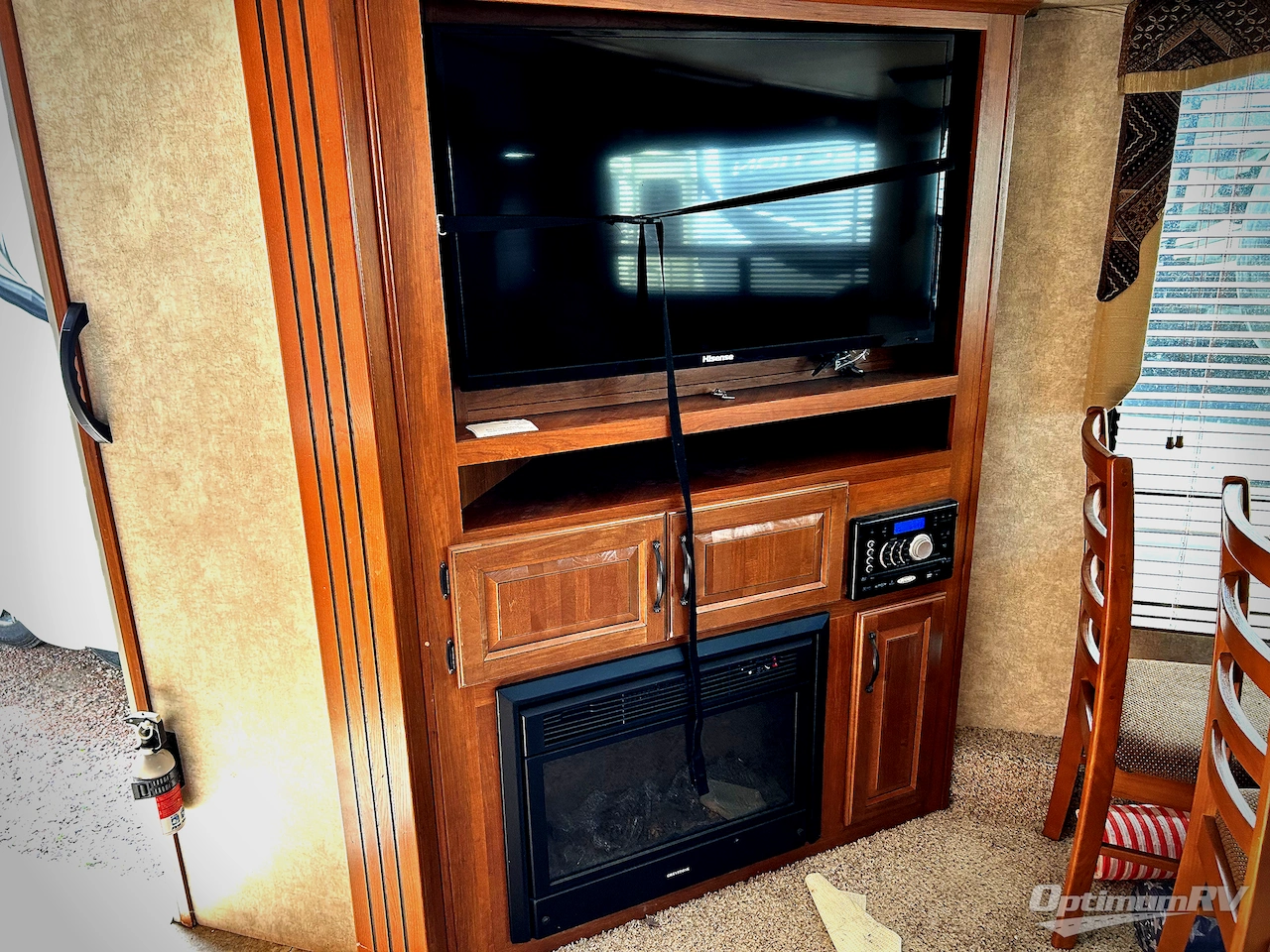 2013 Keystone Montana High Country 325RL Photo 7