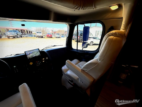 2023 Entegra ACCOLADE XL 37K RV Photo 2