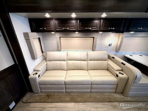 2023 Entegra ACCOLADE XL 37K RV Photo 2