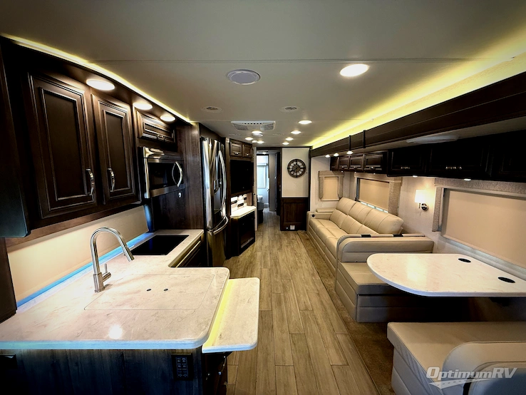 2023 Entegra ACCOLADE XL 37K RV Photo 1