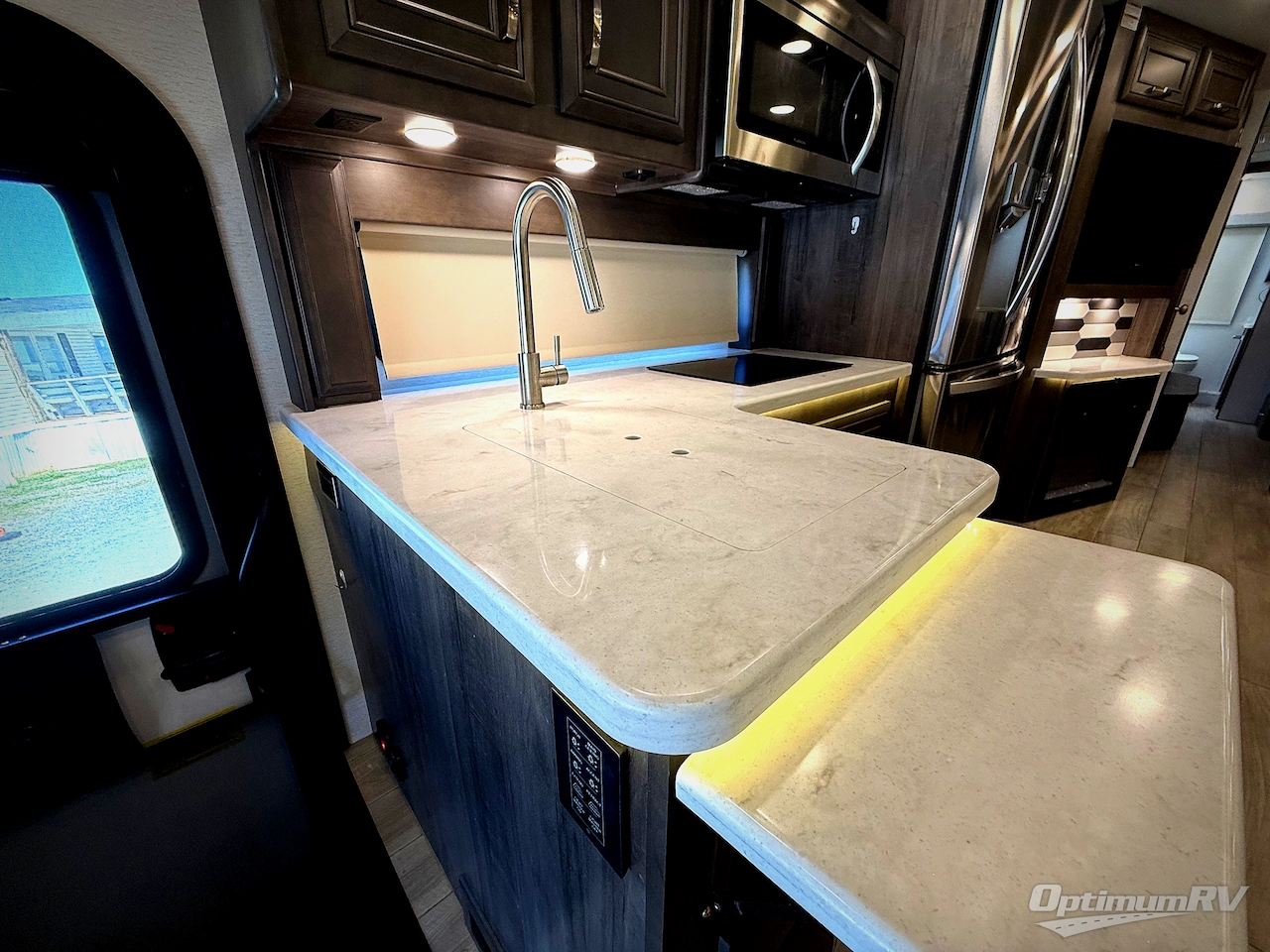 2023 Entegra ACCOLADE XL 37K Photo 12