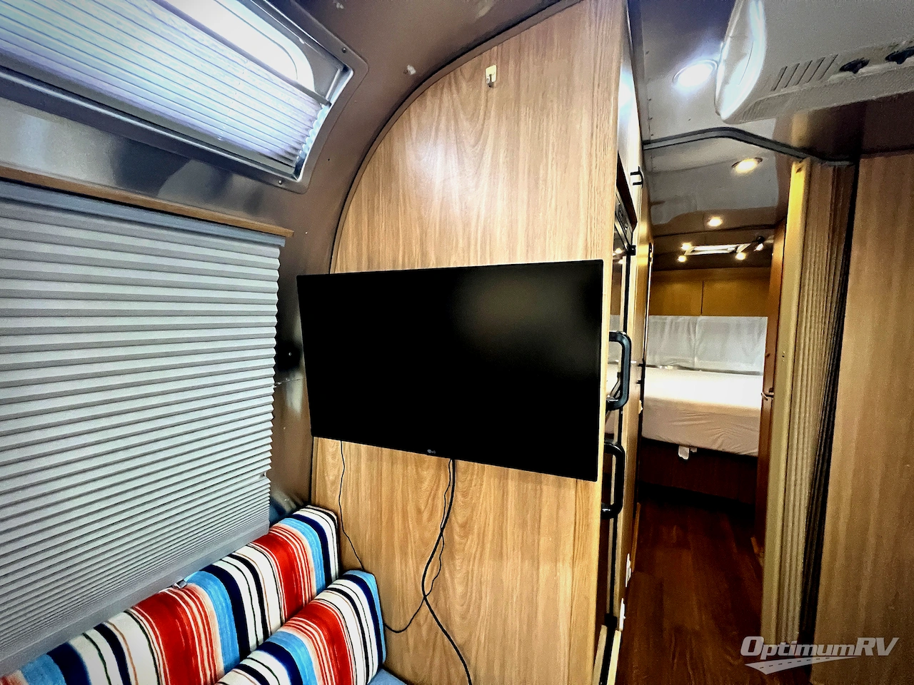 2007 Airstream Safari Special Edition 27 FB Photo 11