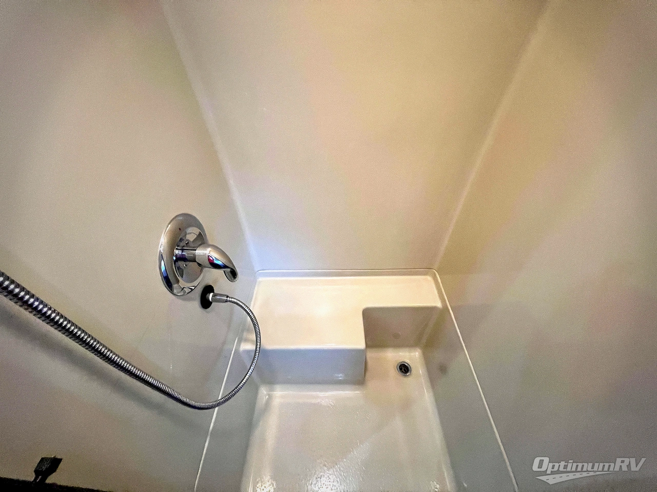 2007 Airstream Safari Special Edition 27 FB Photo 16