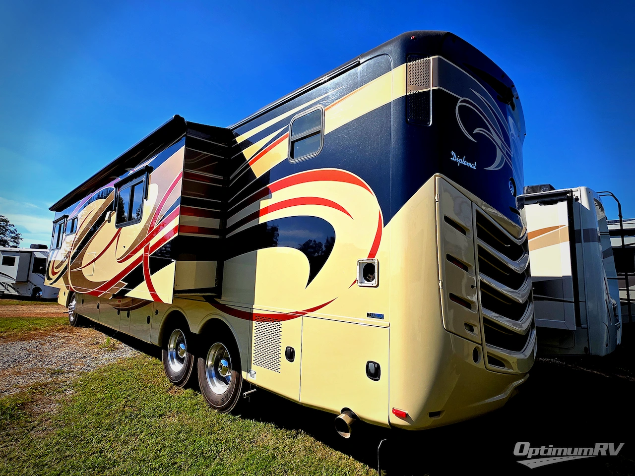 2013 Monaco Diplomat 43DFT Photo 2