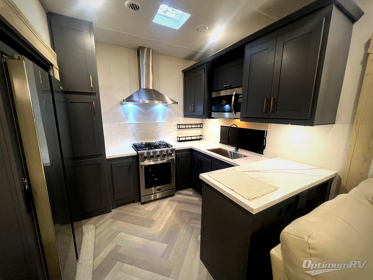 2025 Prime Time Sanibel 3883LRWB Photo 13