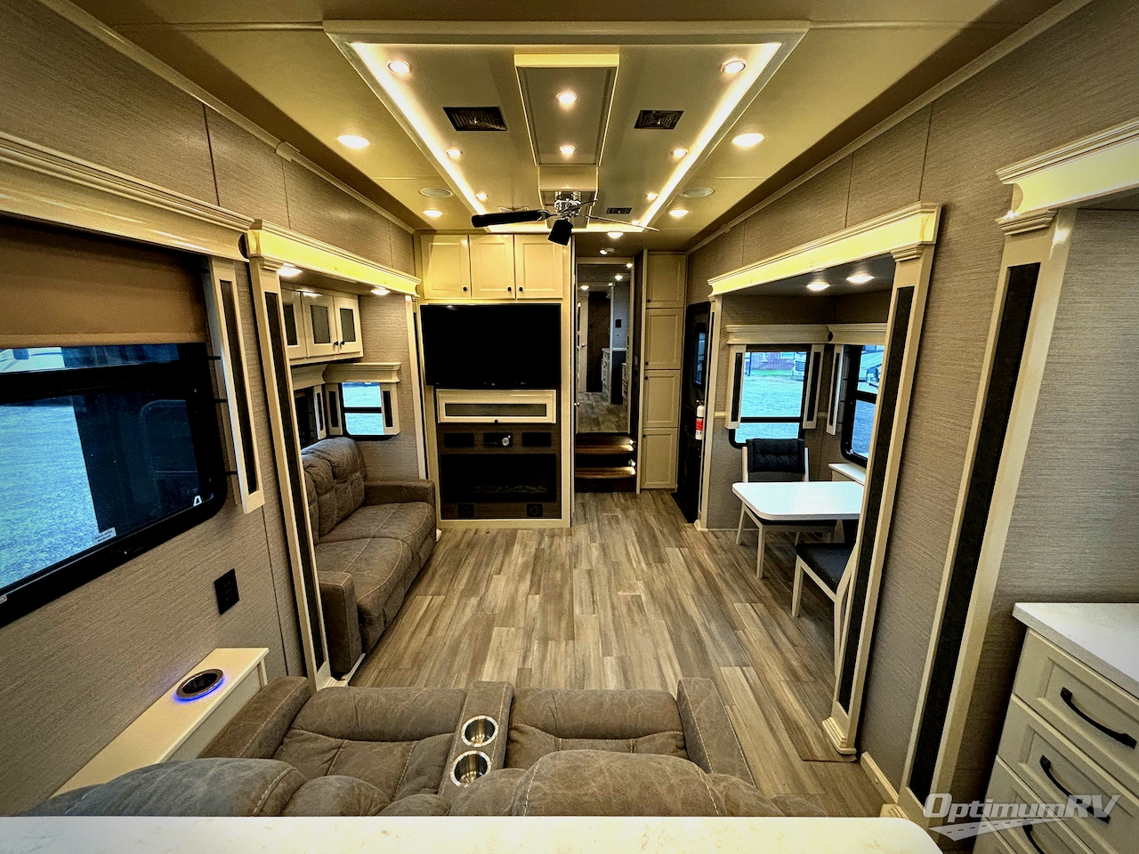 2022 VanLeigh Beacon 41LKB Photo 10