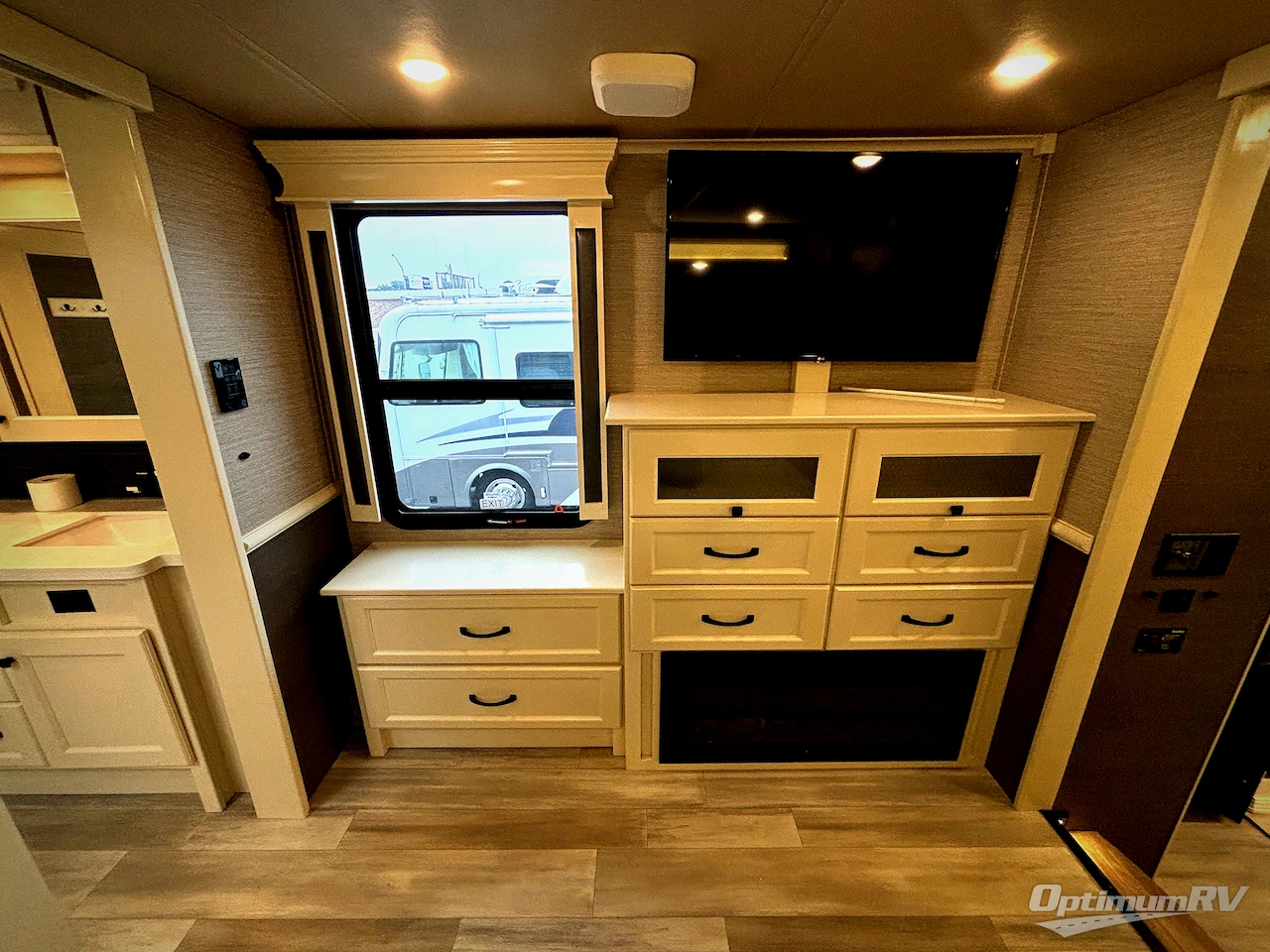 2022 VanLeigh Beacon 41LKB Photo 13