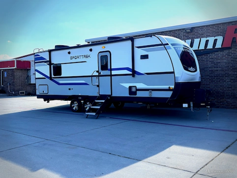 Used 2021 Venture SportTrek ST251VFK Featured Photo