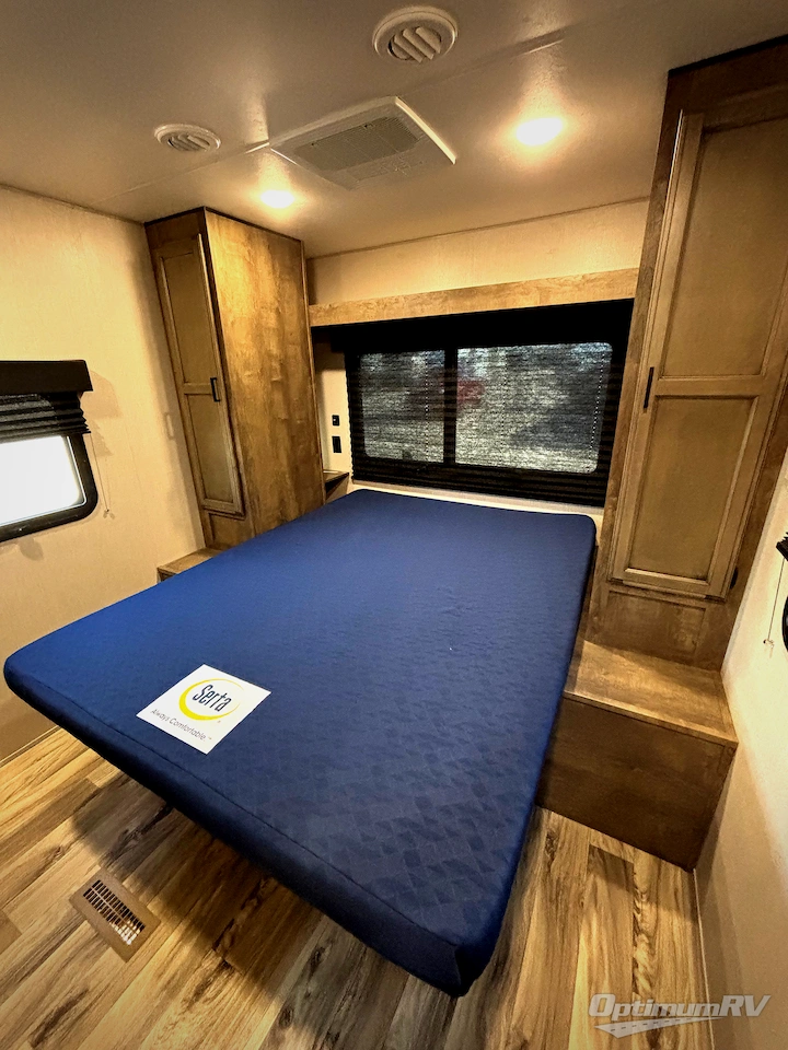 2021 Venture SportTrek ST251VFK Photo 13
