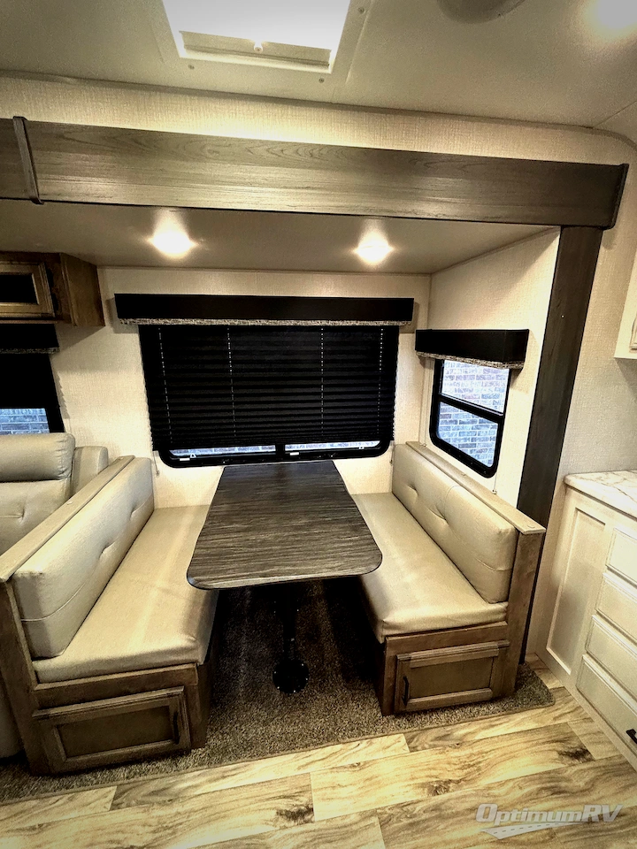 2021 Venture SportTrek ST251VFK Photo 15