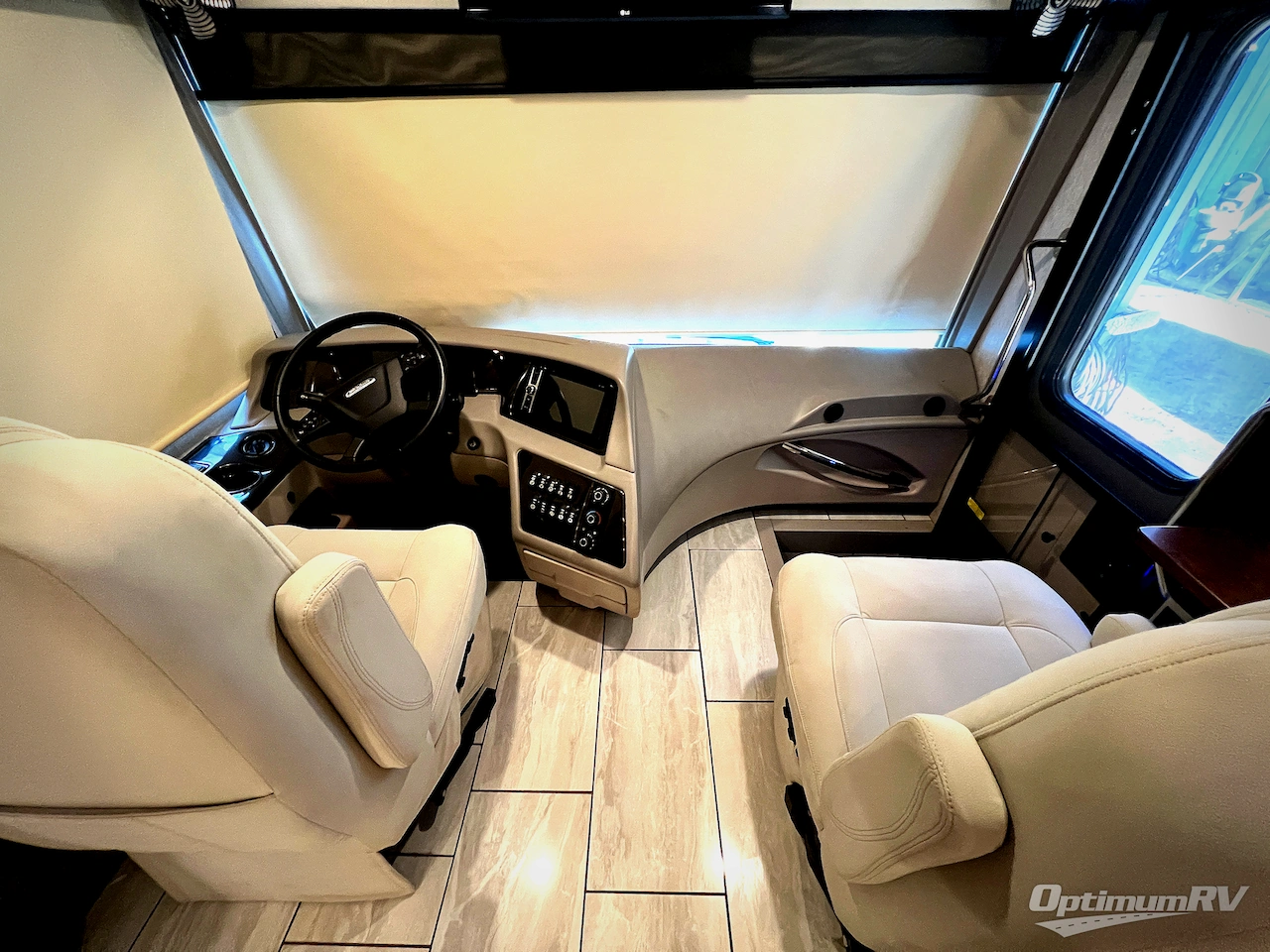 2021 Forest River Berkshire 40E Photo 6