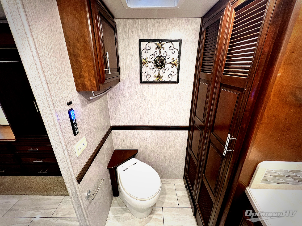 2021 Forest River Berkshire 40E Photo 34