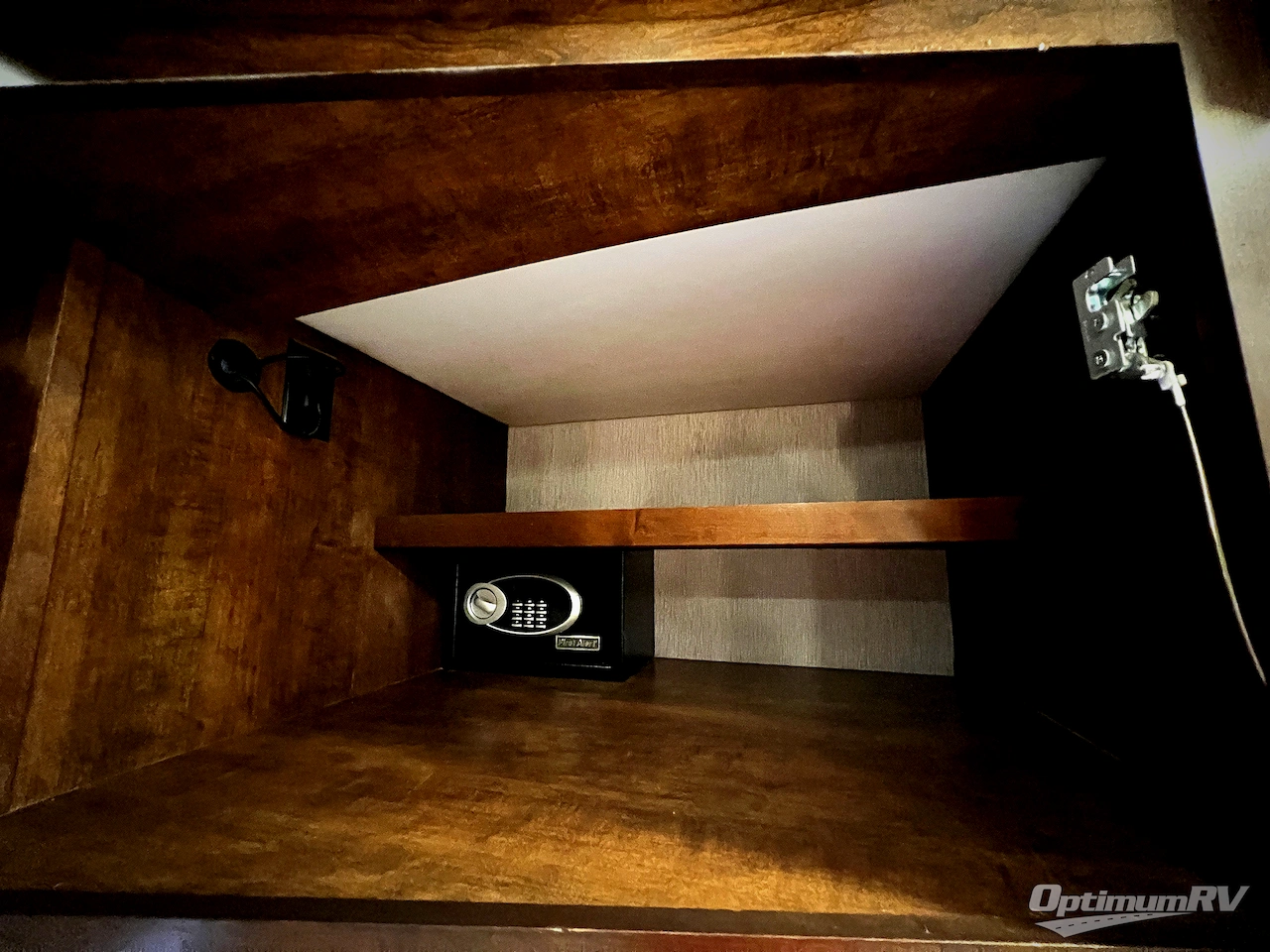 2021 Forest River Berkshire 40E Photo 16