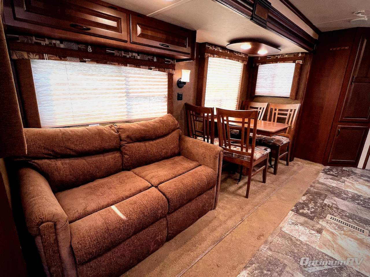 2015 Jayco Jay Flight 31RLDS Photo 8