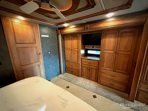 2014 Winnebago Tour 42QD RV Photo 4