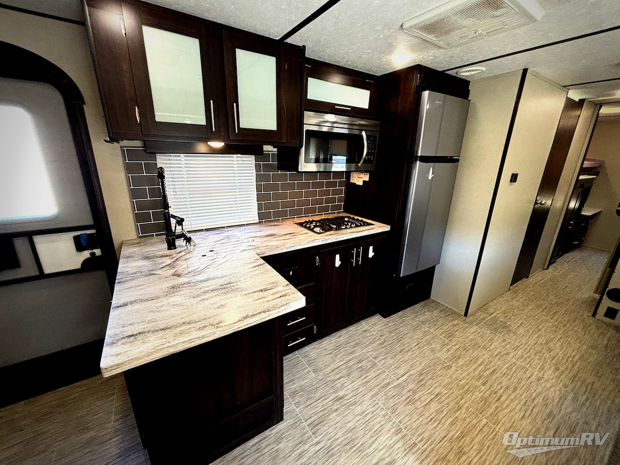 2020 Prime Time LaCrosse 3310BH Photo 9