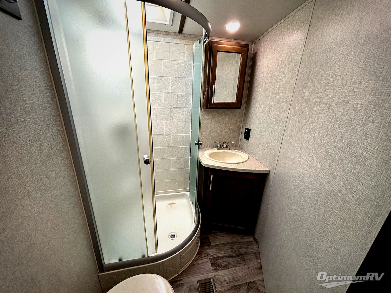 2019 Keystone Cougar Half-Ton Series 27SAB Photo 9