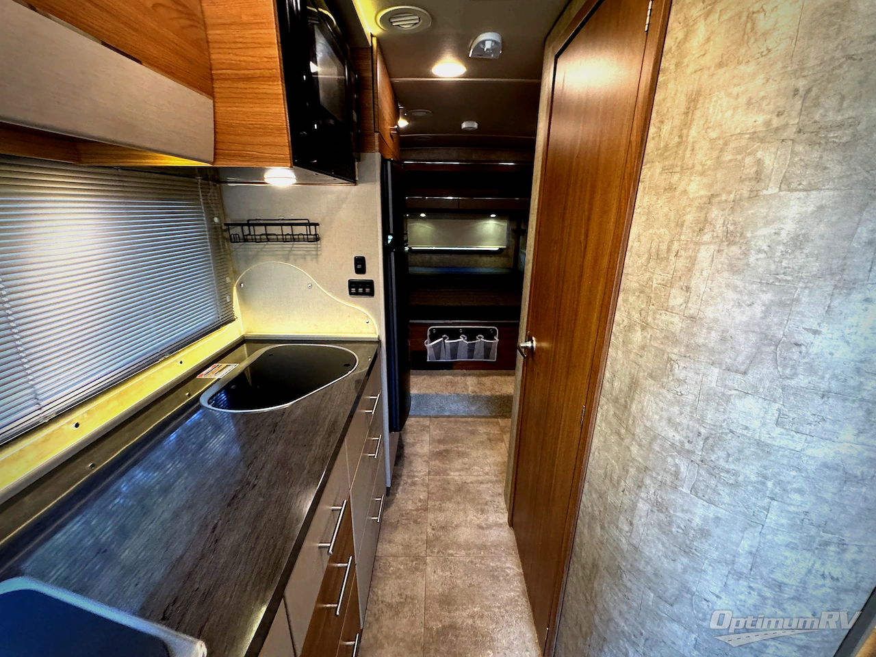 2015 Winnebago View 24G Photo 14
