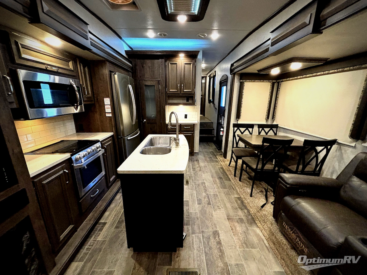 2019 Keystone Montana High Country 385BR Photo 5