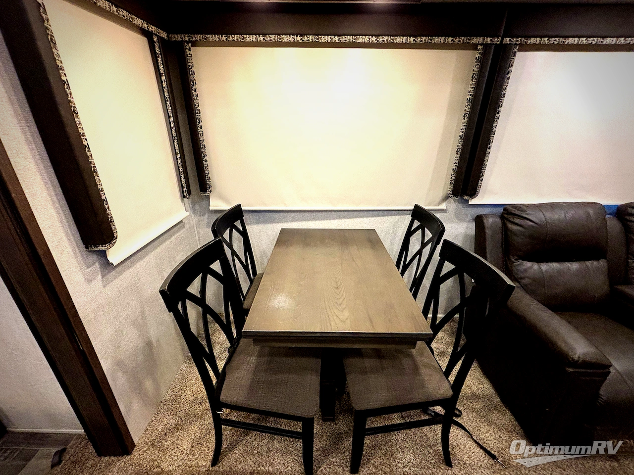 2019 Keystone Montana High Country 385BR Photo 21