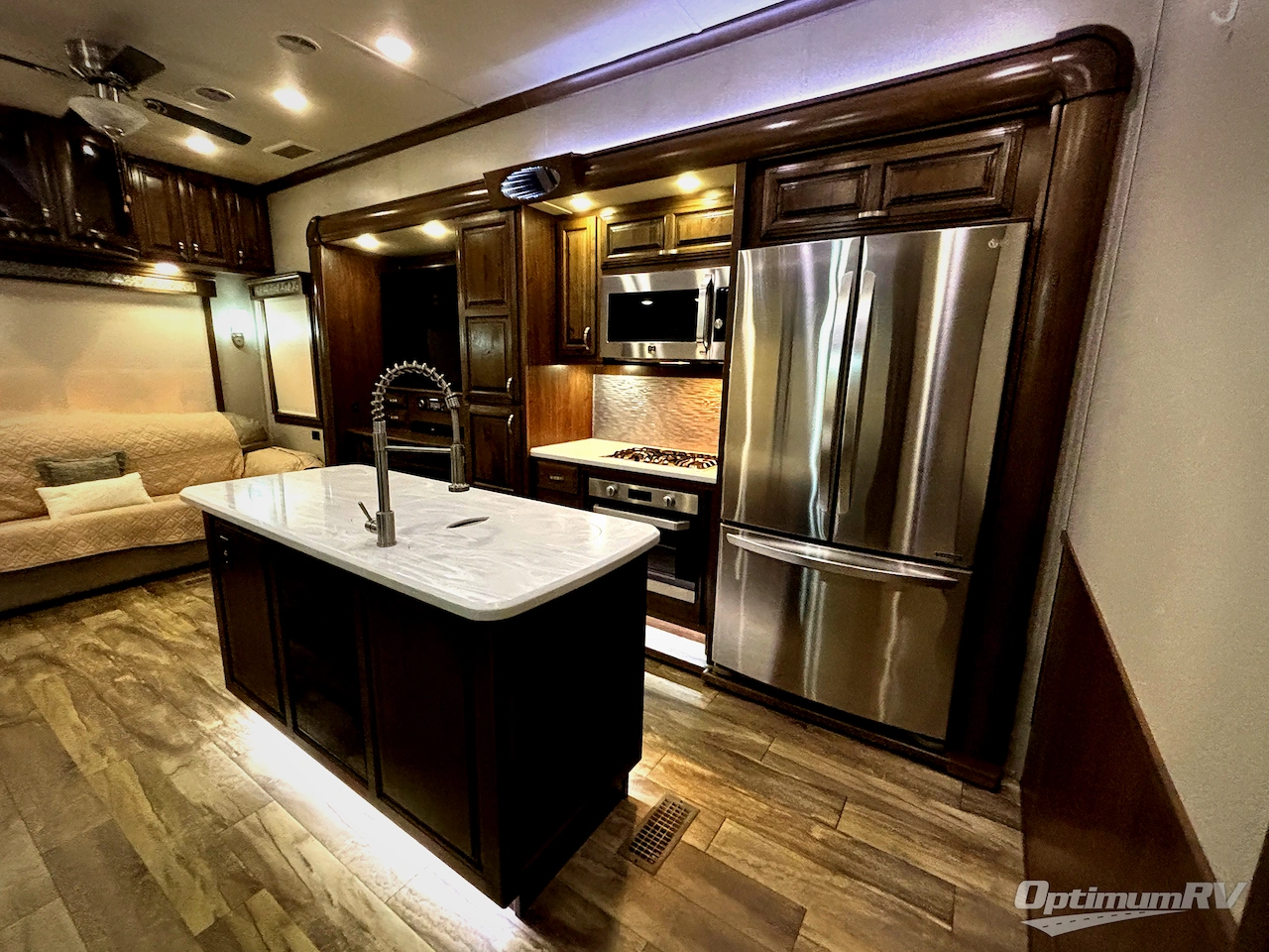 2019 RiverStone Legacy 38FB-2 Photo 16
