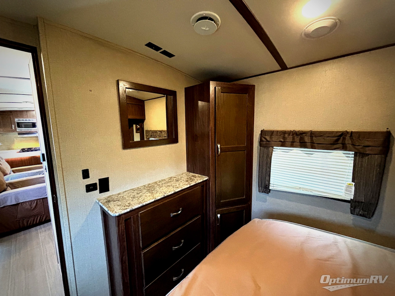 2017 Dutchmen Aerolite Luxury Class 294RKSS Photo 7