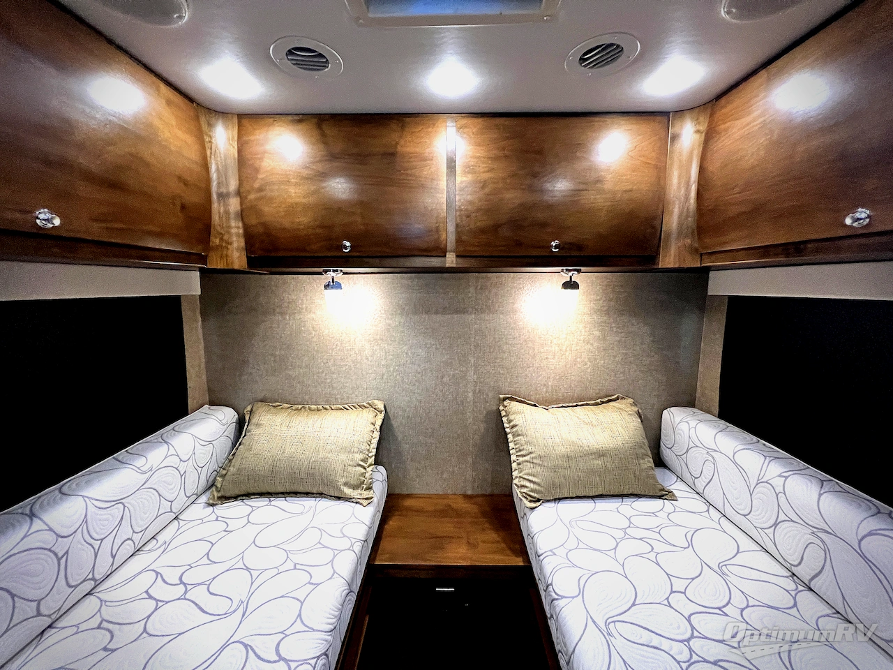 2018 Tiffin Wayfarer 24TW Photo 17