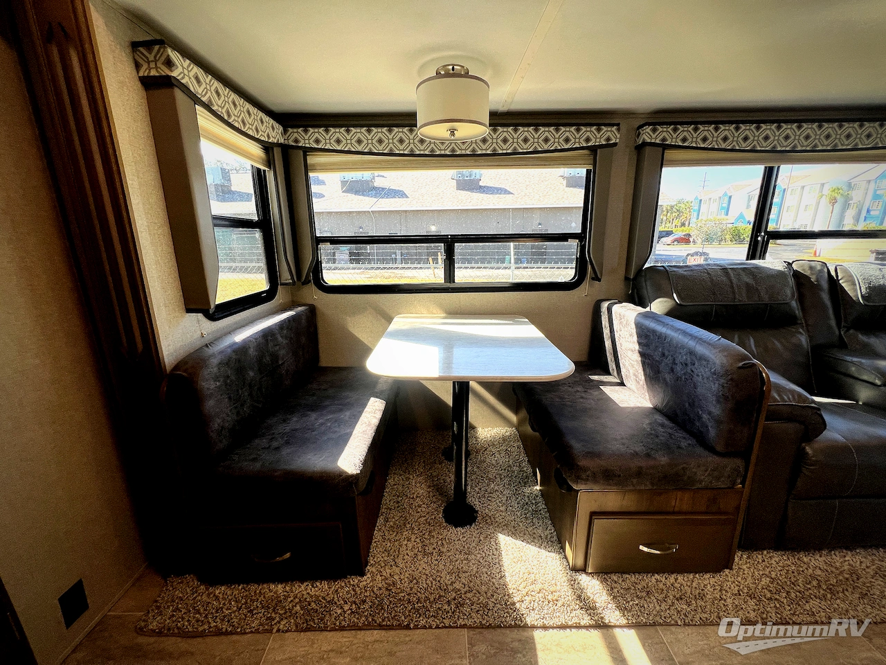 2019 Dutchmen Aerolite 2733RB Photo 9