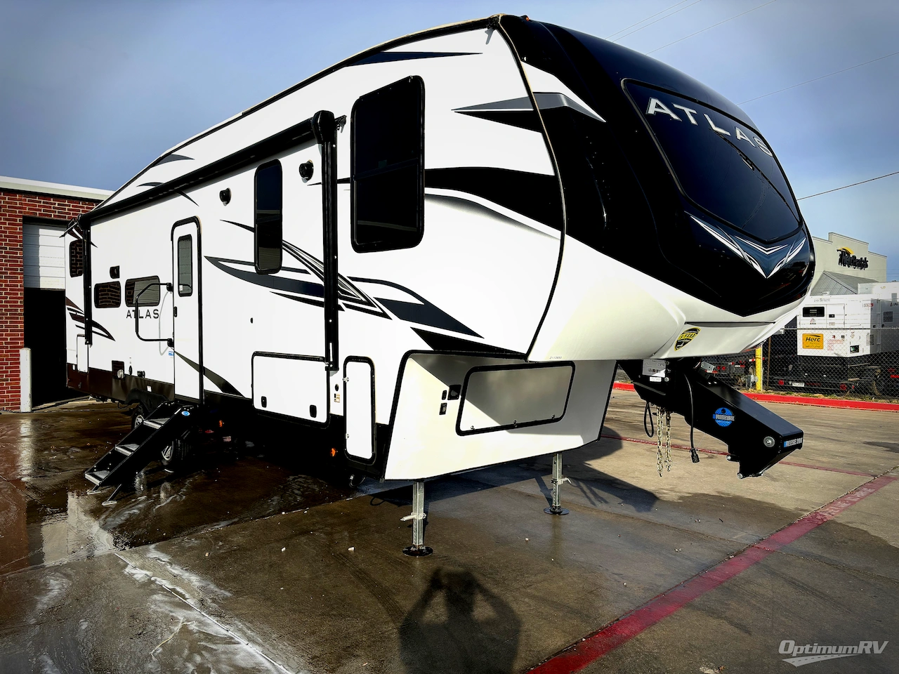 2022 Dutchmen Atlas 2942BHF Photo 1