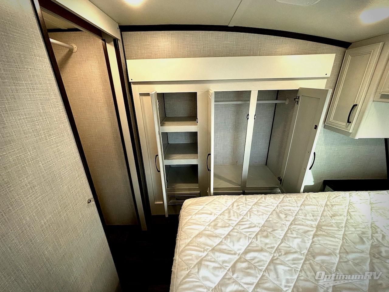 2022 Dutchmen Atlas 2942BHF Photo 10