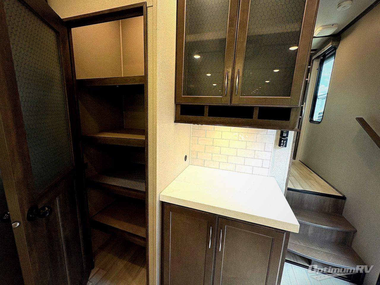 2022 Grand Design Solitude S-Class 2930RL Photo 11