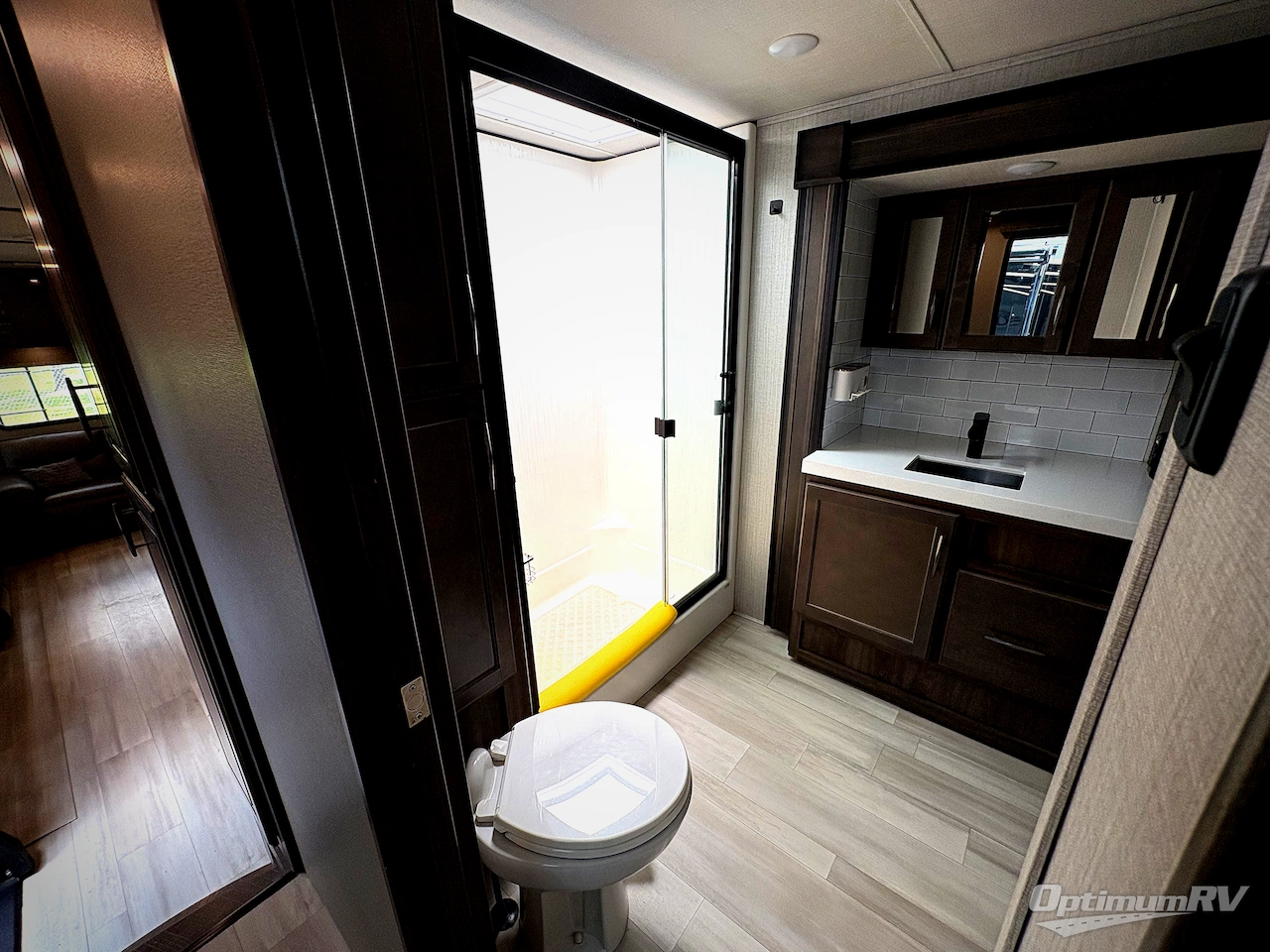 2022 Grand Design Solitude S-Class 2930RL Photo 12